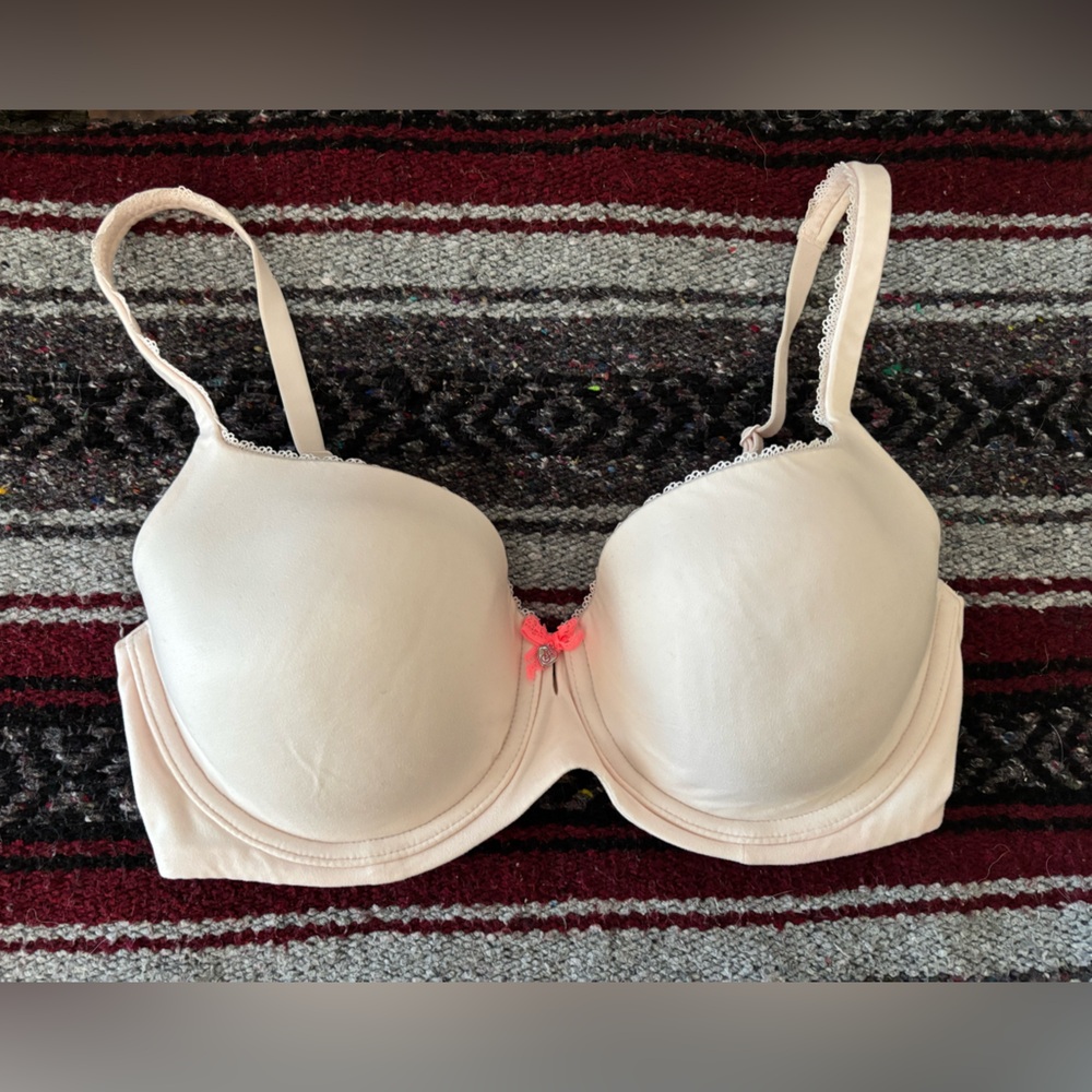 32DDD Body by Victorias Secret Demi Lined Bra